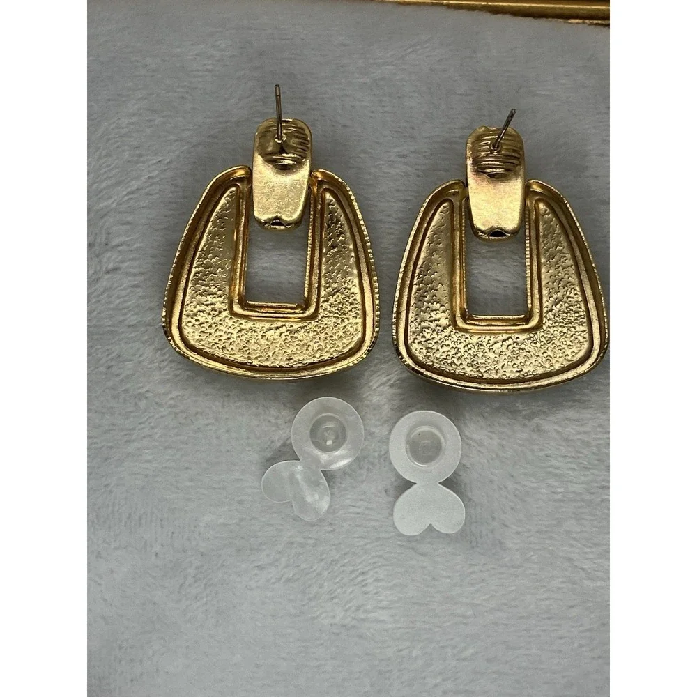 Vtg Earrings Gold Tone Blue Enamel Door Knocker Old Money Statement Estate 80's